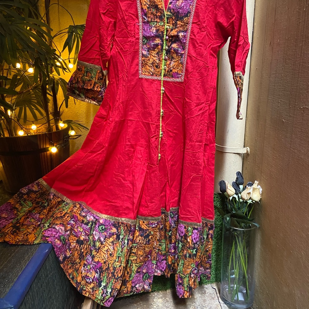 ANARKALI KURTA . Size - M - Picture 4 of 11